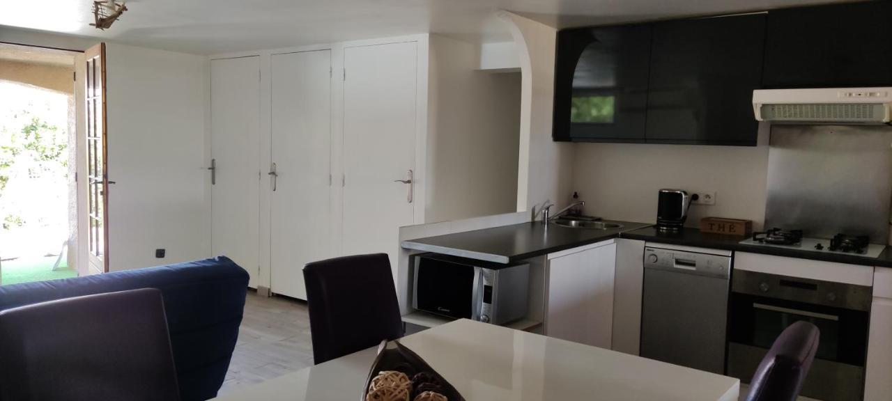 Studio L'Agasso Prouvenco Apartamento La Crau Exterior foto