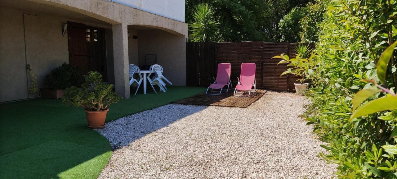 Studio L'Agasso Prouvenco Apartamento La Crau Exterior foto